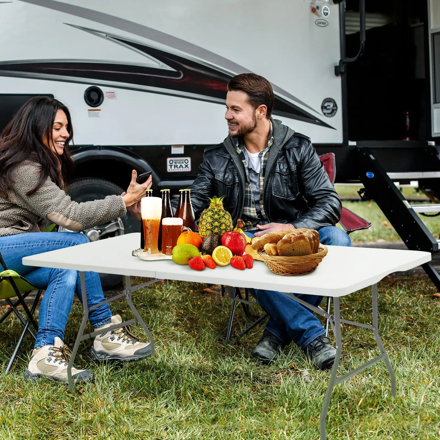 6 FT Lightweight Plastic Folding Utility Table